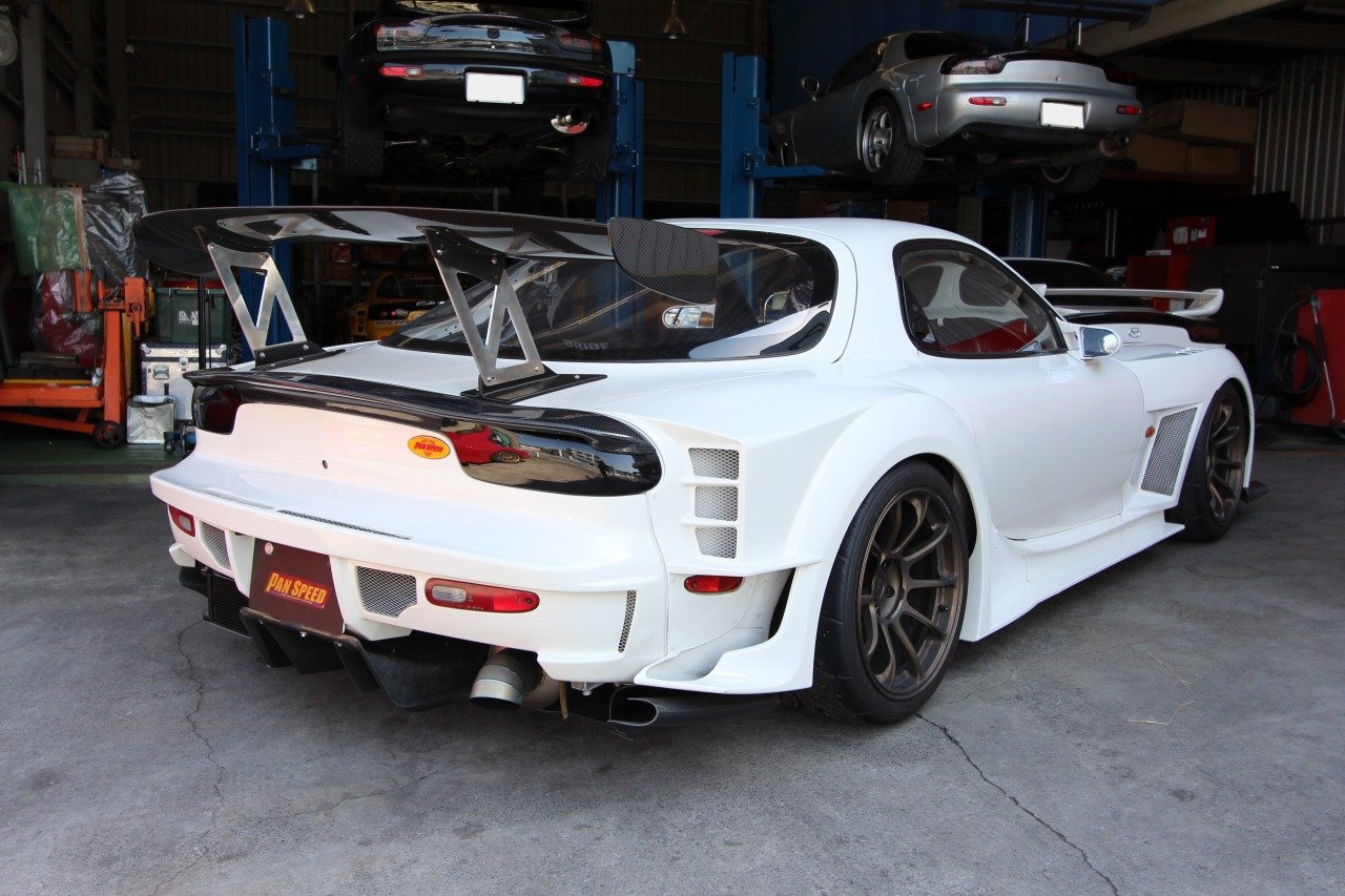 Pan Speed bodykit pour Mazda RX7 FD